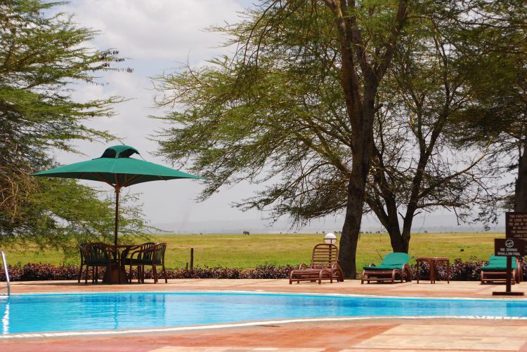 Poollandschaft Ol Tukai Lodge