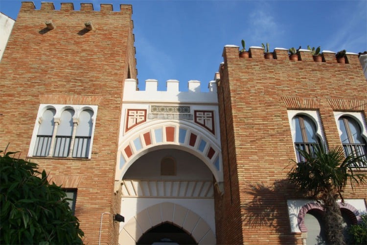 Stadt-Tor von Roc de Sant Gaietá