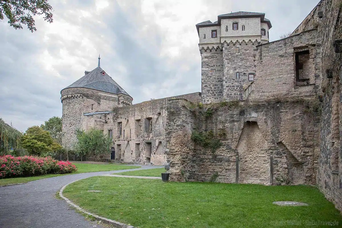 Kurkölnische Stadtburg in Andernach Kurkölnische Stadtburg in Andernach
