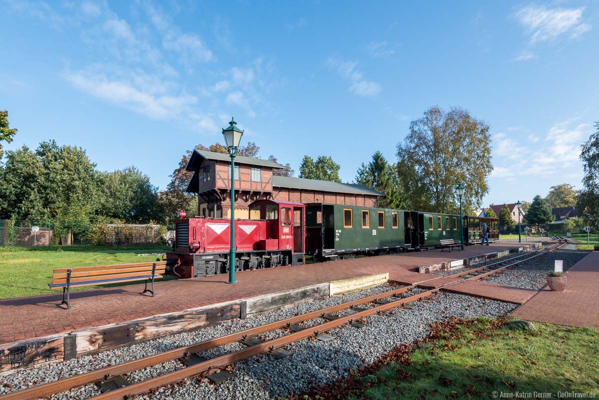 beliebtes Ausflugsziel an der Mecklenburgischen Ostsee: die historische Schmalspurbahn "Lütt Kaffeebrenner" in Klütz