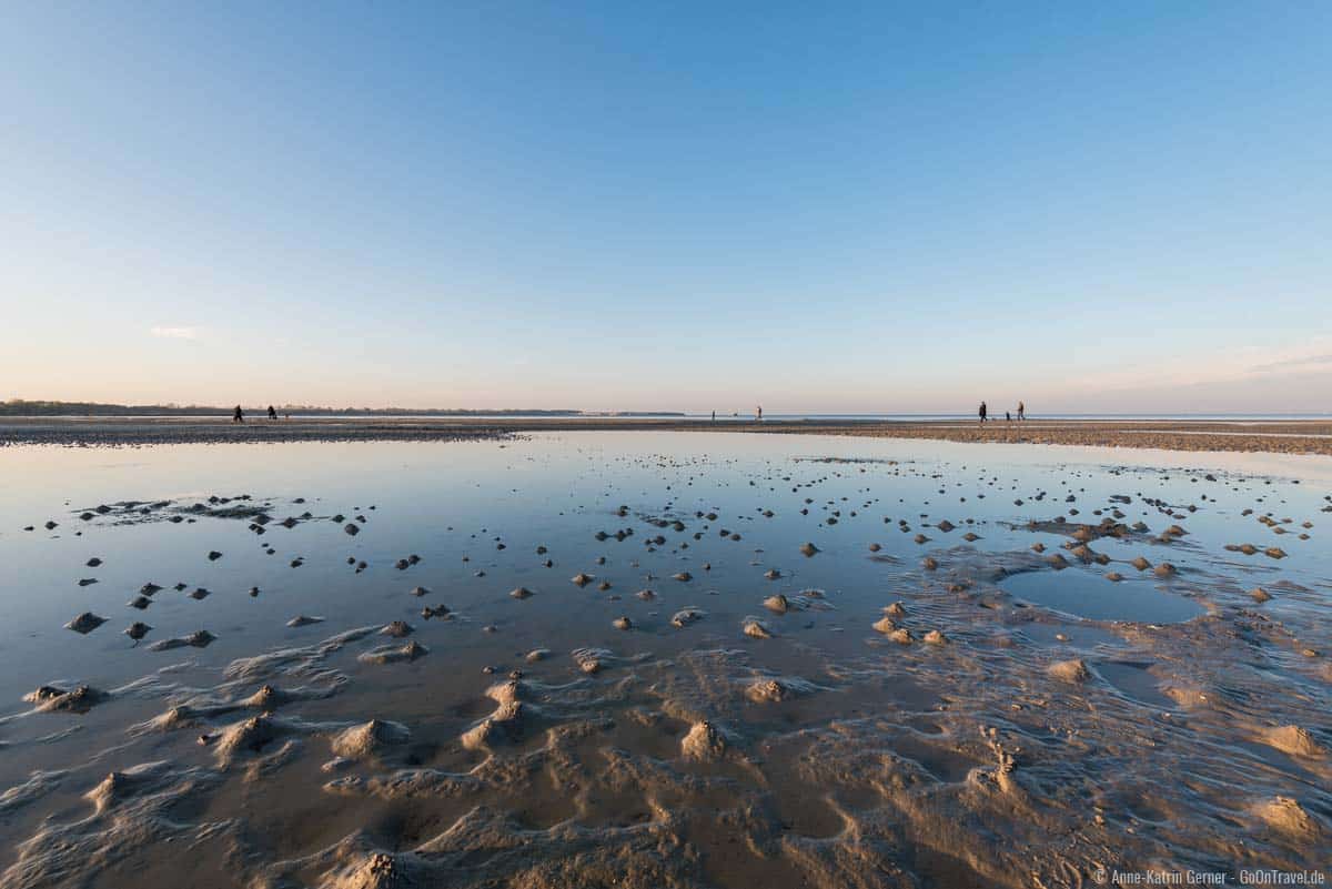 Ebbe und Abendstimmung in der Wohlenberger Wiek