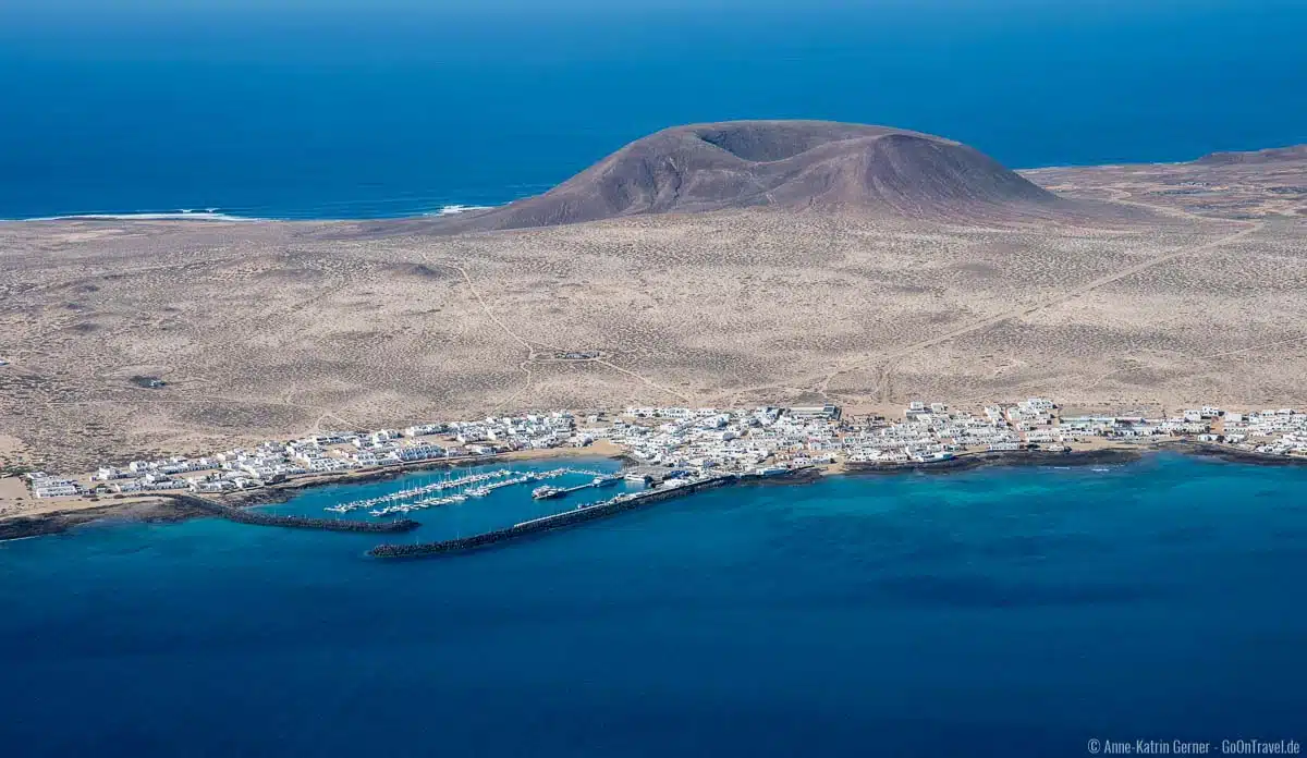 Zum Greifen nah -La Graciosa im Norden von Lanzarote Zum Greifen nah -La Graciosa im Norden von Lanzarote