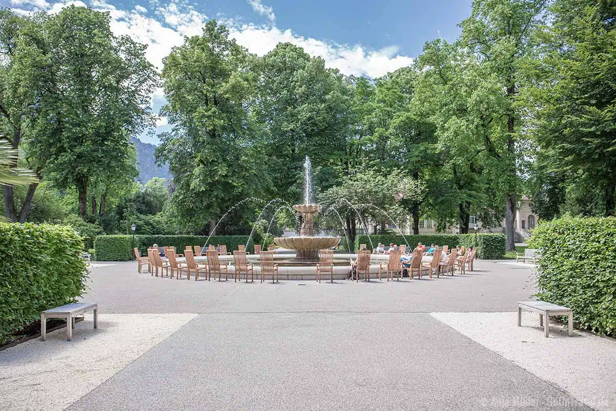 Springbrunnen mit AlpenSole Springbrunnen mit AlpenSole