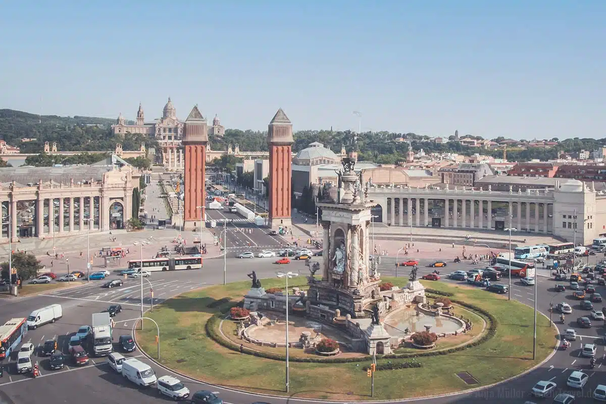 Blick auf den Placa Espanya vom Arenas de Barcelona Blick auf den Placa Espanya vom Arenas de Barcelona