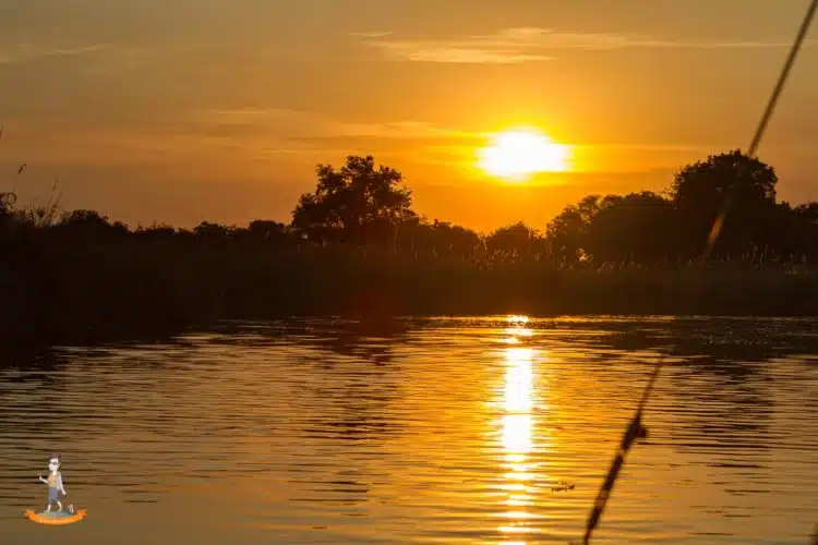 Sonnenuntergang im Okavango Delta Sonnenuntergang im Okavango Delta