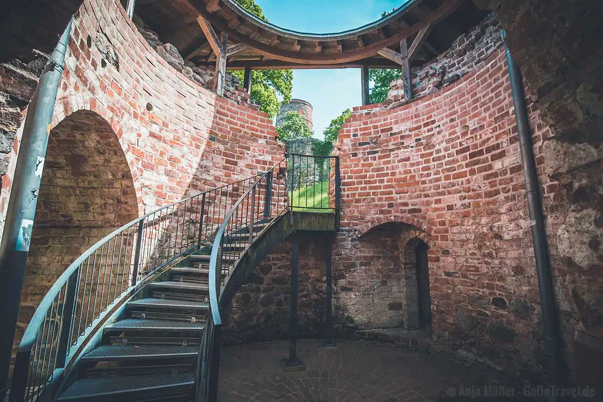 Wehranlage der Burg Eisenhardt Wehranlage der Burg Eisenhardt