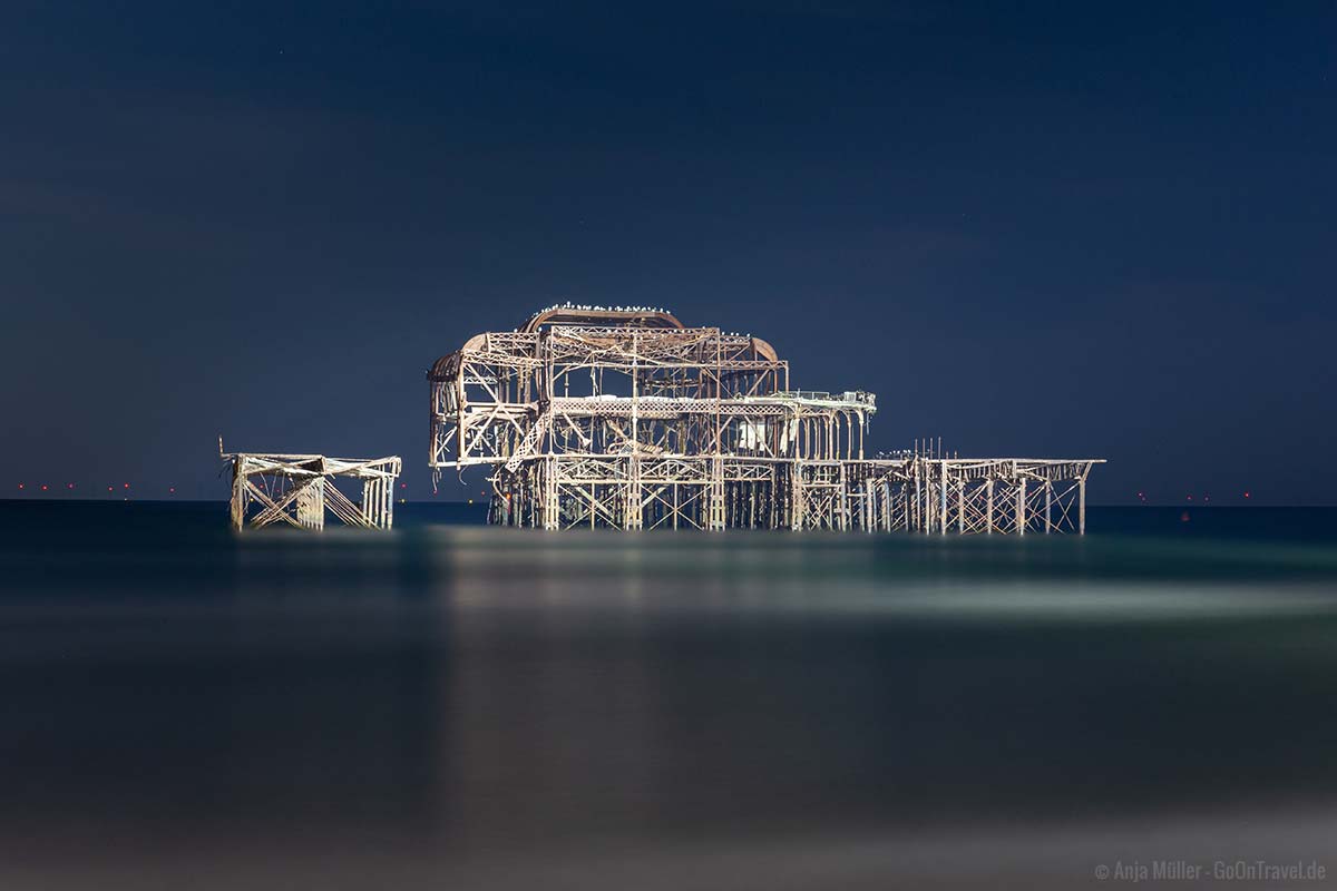 Der West Pier am Abend