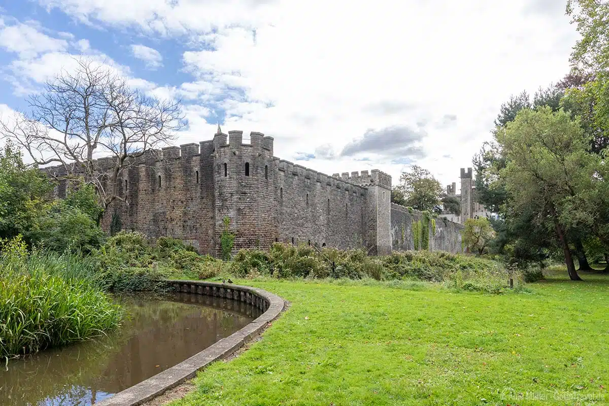Blick auf das Cardiff Castle vom Bute Park Blick auf das Cardiff Castle vom Bute Park