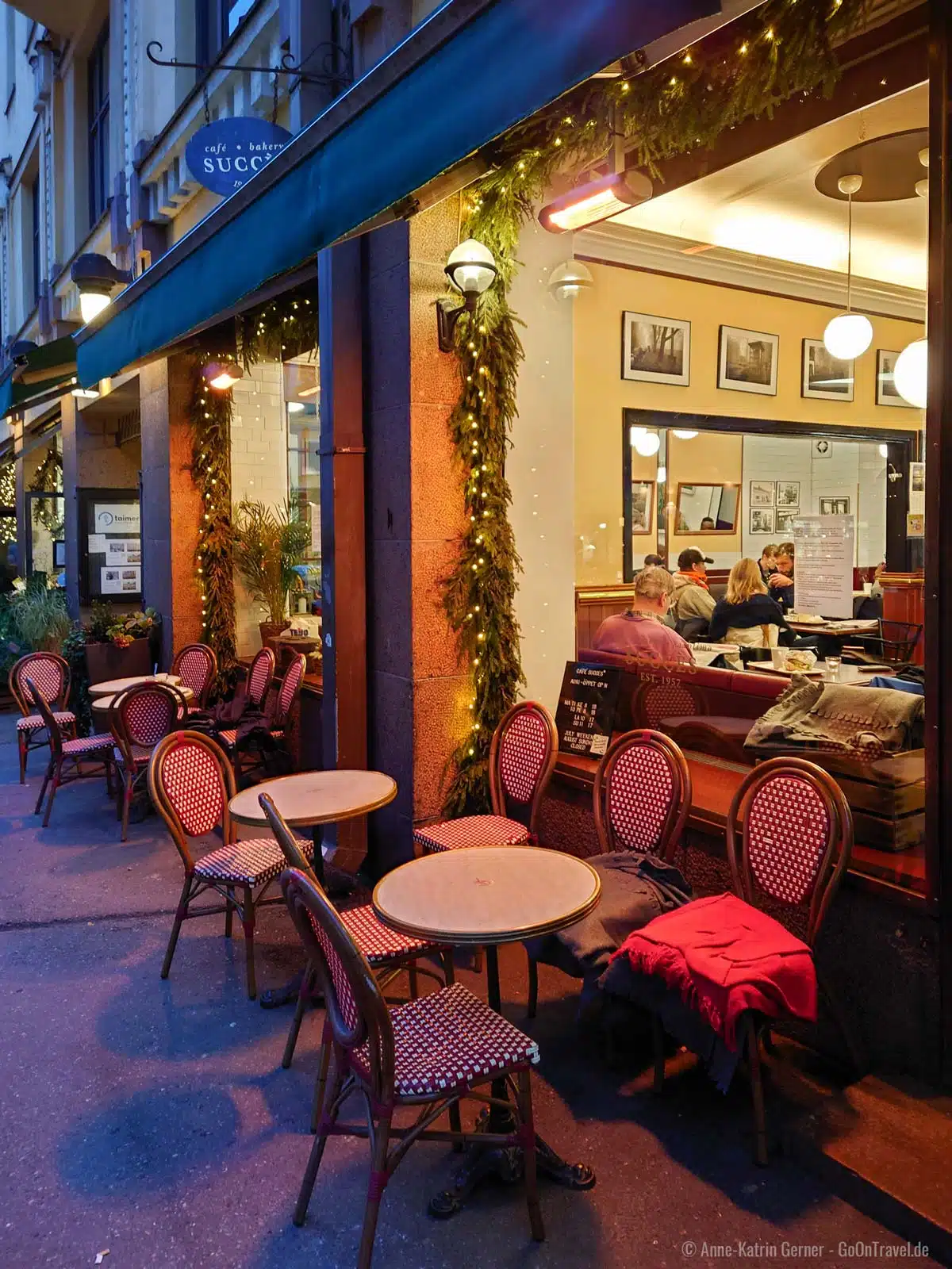 Café Succès in Helsinki Café Succès in Helsinki