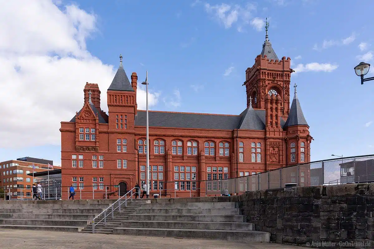 Das Pierhead Building Das Pierhead Building