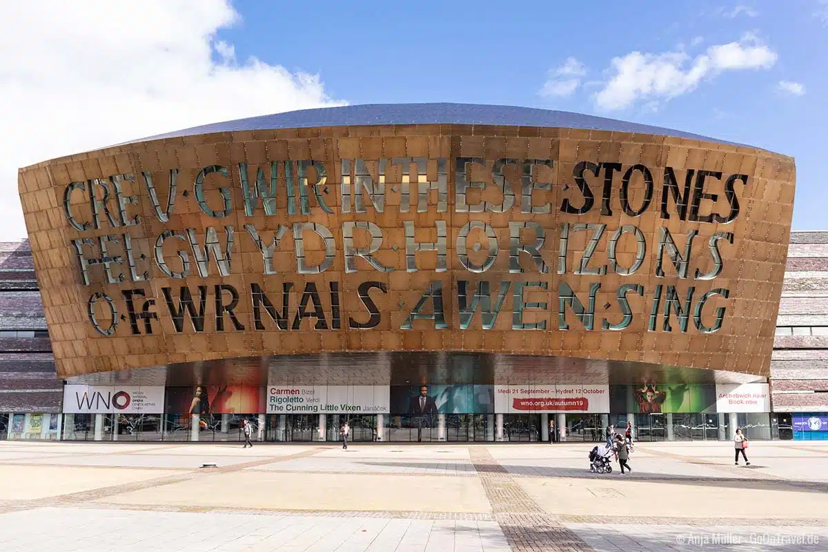 Wales Millennium Centre an der Cardiff Bay Wales Millennium Centre an der Cardiff Bay
