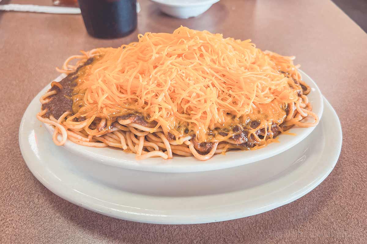 Typisches 3-Way Cincinnati Chili Typisches 3-Way Cincinnati Chili