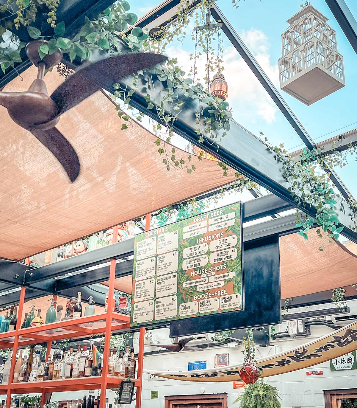 Somerset Bar im Over-the-Rhine Viertel Somerset Bar im Over-the-Rhine Viertel