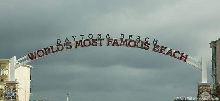 Auf zum Strand von Daytona Beach Auf zum Strand von Daytona Beach