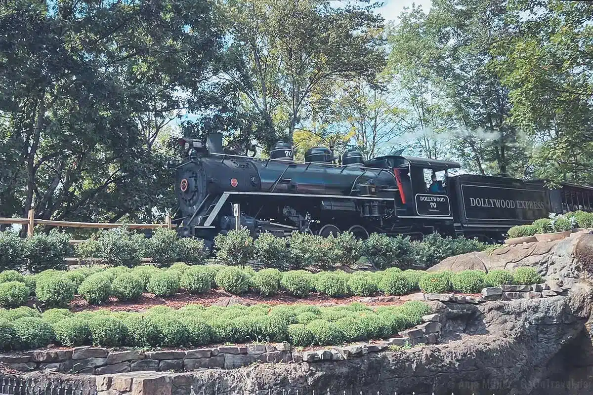 Dollywood Express Dollywood Express