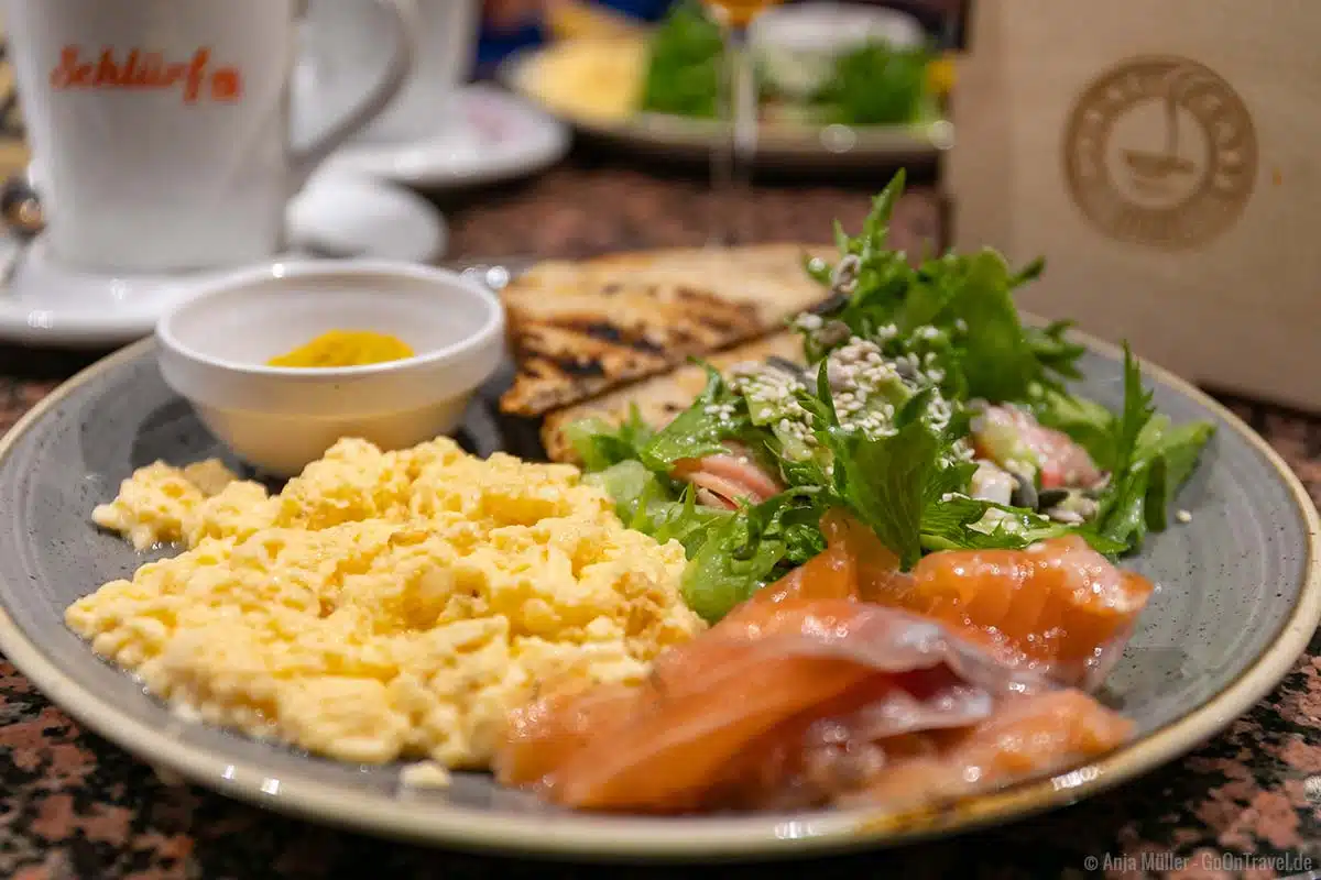Frühstück im Reval Café von Tallinn Frühstück im Reval Café von Tallinn