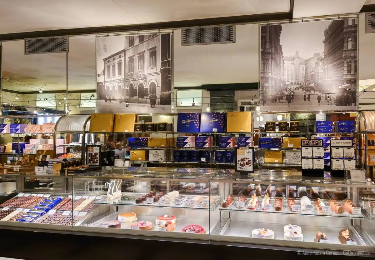 Verkaufstresen im Fazer Café in Helsinki Verkaufstresen im Fazer Café in Helsinki