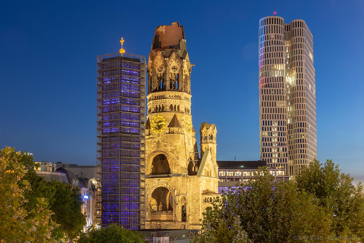 Gedächntiskirche mit dem Upper West Tower im Hintergrund