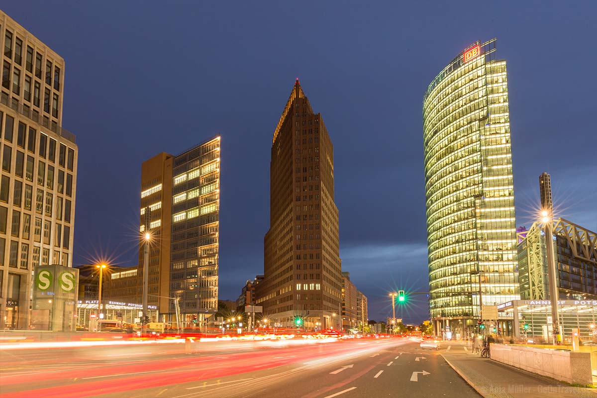 Potsdamer Platz in Berlin bei Nacht