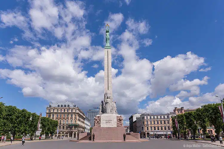 Das Freiheitsdenkmal in Riga Das Freiheitsdenkmal in Riga