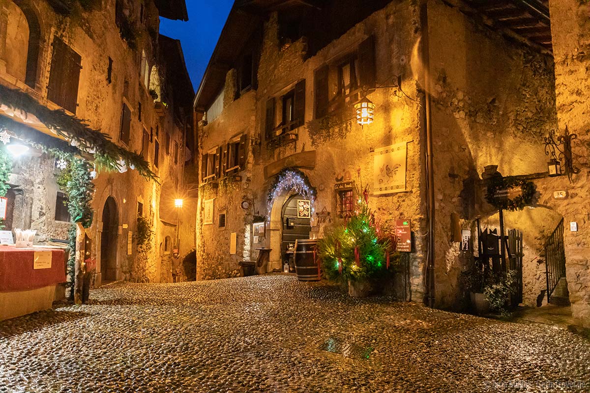 Weihnachtsmarkt im Garda Trentino Weihnachtsmarkt im Garda Trentino