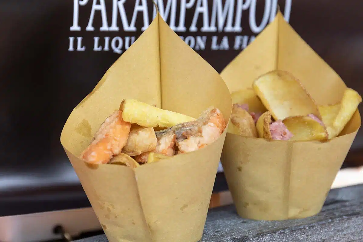 Kartoffelchips mit Fisch Kartoffelchips mit Fisch