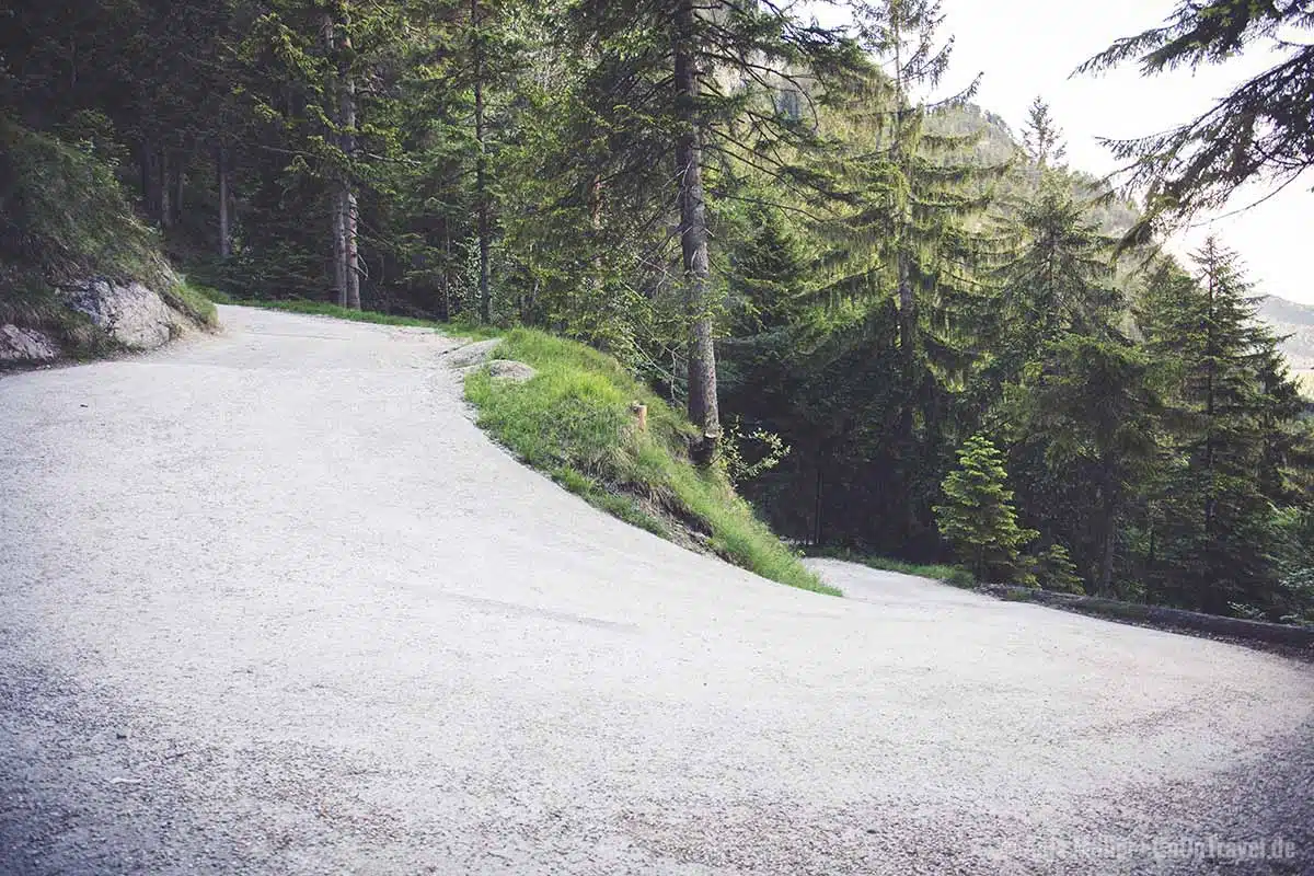 Schotterstraße am Grasberg Schotterstraße am Grasberg