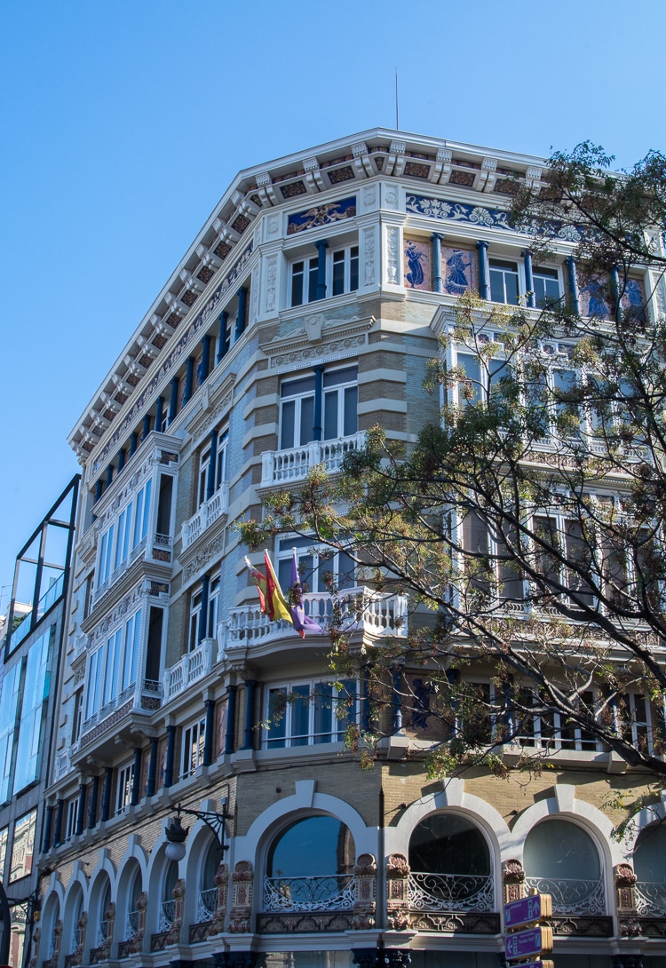  Das Gebäude Monforte am Plaza del la Reina
