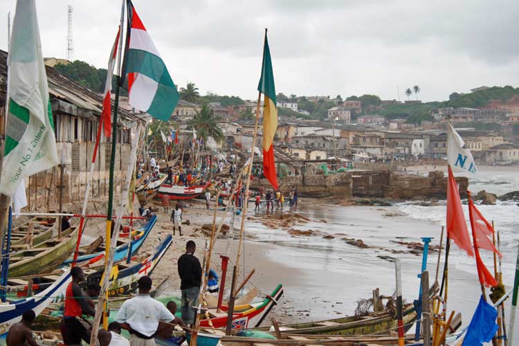 Am Strand von Cape Coast