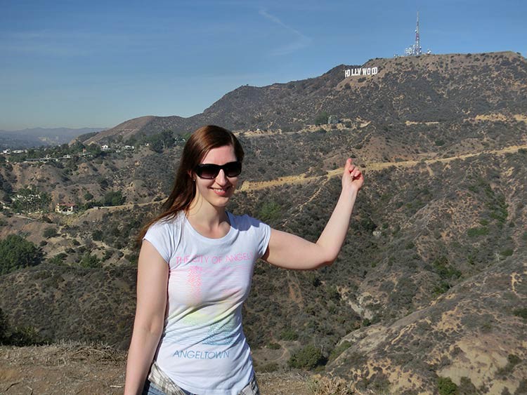 Blick auf das Hollywood Zeichen mitten im Griffith Park Blick auf das Hollywood Zeichen mitten im Griffith Park