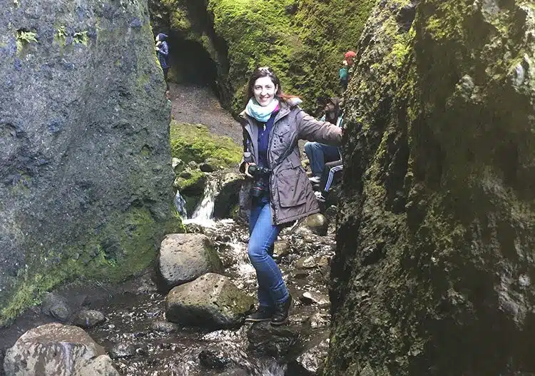 Direkt in der Raudfeldar-Schlucht auf die Halbinsel Snaefellsnes Direkt in der Raudfeldar-Schlucht auf die Halbinsel Snaefellsnes