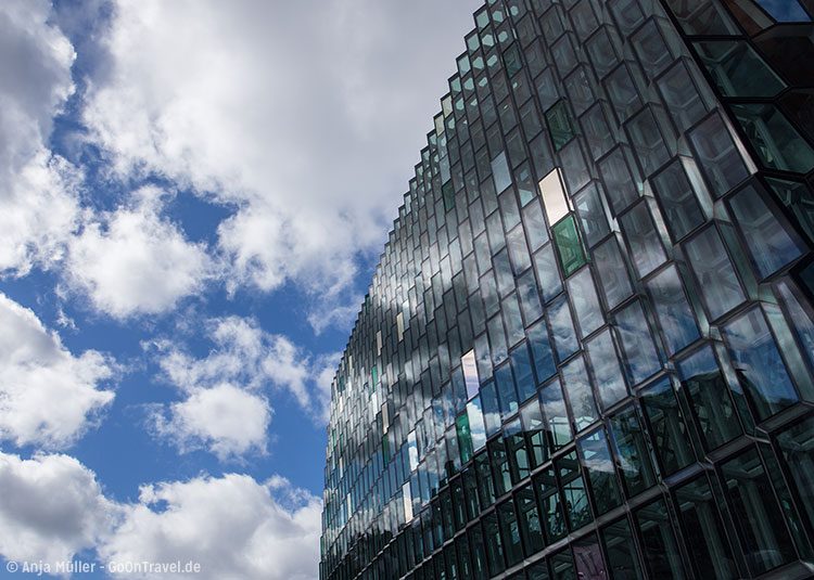 Das Konzerthaus Harpa in Reykjavik Das Konzerthaus Harpa in Reykjavik
