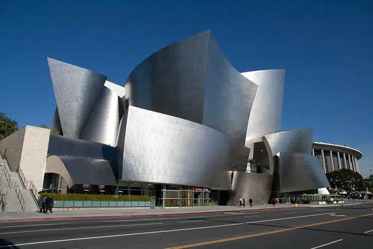 Die Walt Disney Concert Hall in Los Angeles Die Walt Disney Concert Hall in Los Angeles