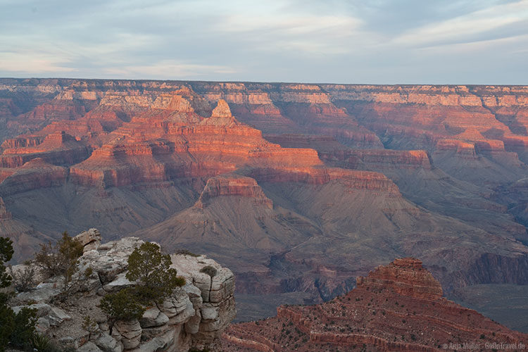 Sonnenuntergang am Grand Canyon National Park Sonnenuntergang am Grand Canyon National Park