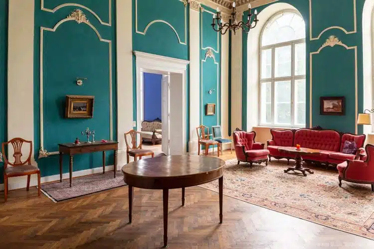 Zimmer im Gutshaus Alt Plestlin im Peenetal Zimmer im Gutshaus Alt Plestlin im Peenetal