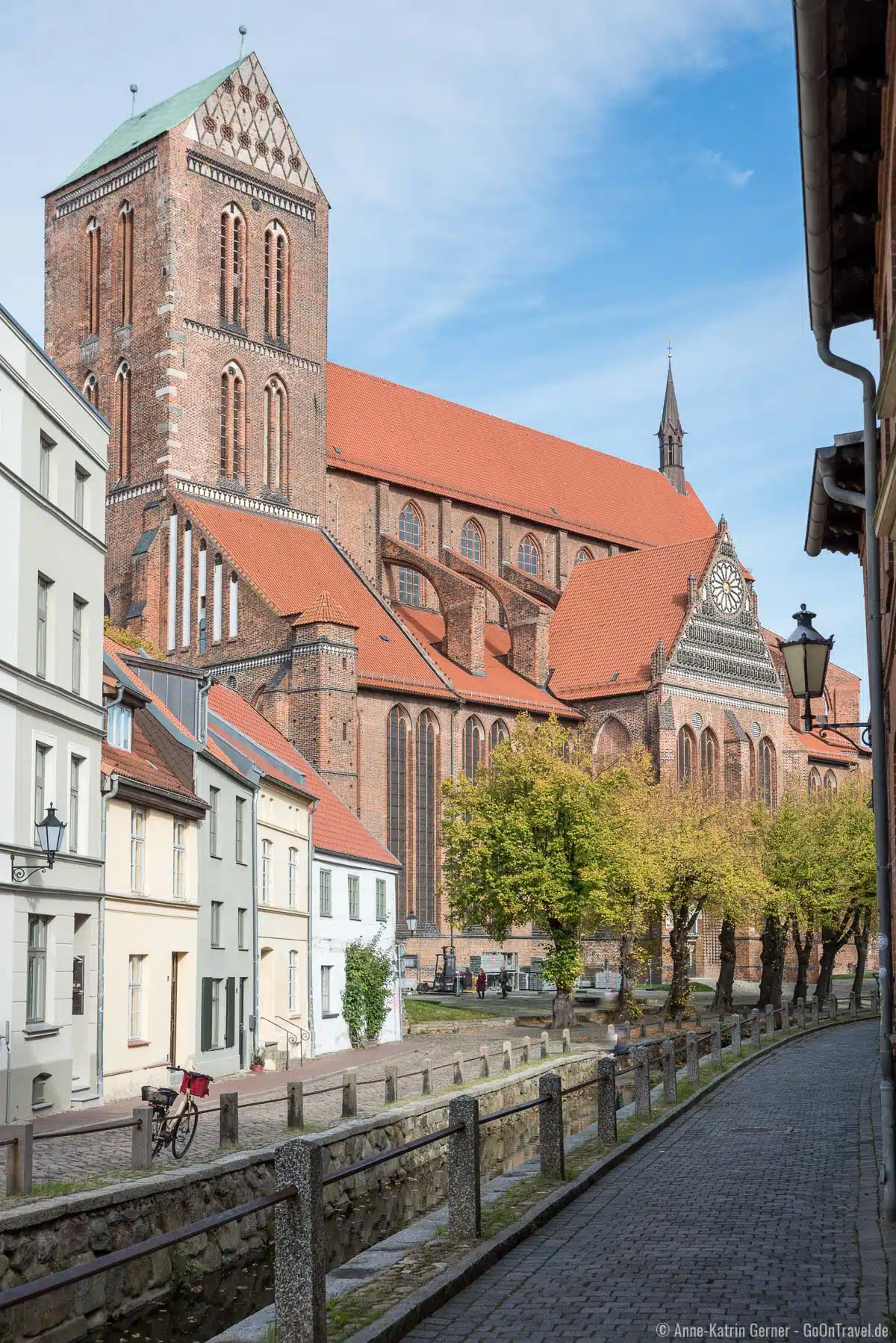 Die St. Nikolai Kirche ist die höchste Kirche von Wismar Die St. Nikolai Kirche ist die höchste Kirche von Wismar