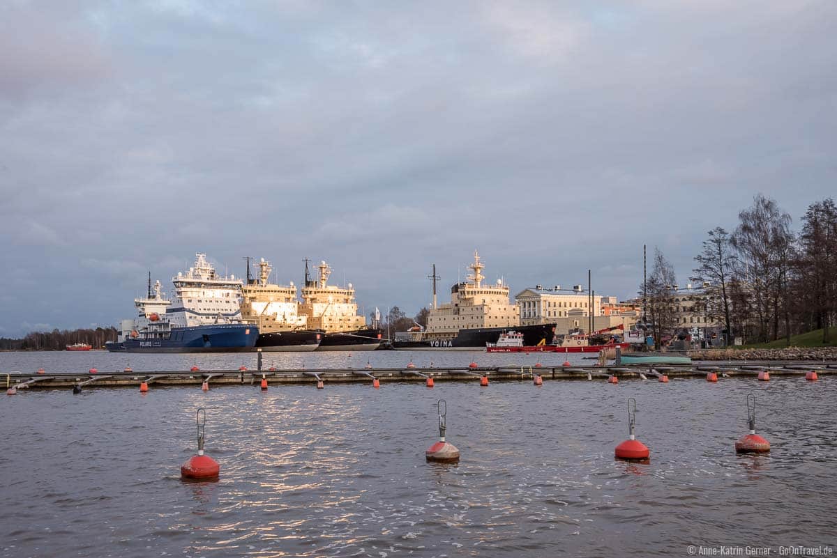 Die finnische Eisbrecherflotte ist im Hafen von Katajanokka stationiert