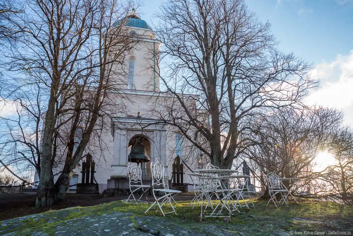 Die Suomenlinna Kirche ist auch ein Leuchtturm Die Suomenlinna Kirche ist auch ein Leuchtturm