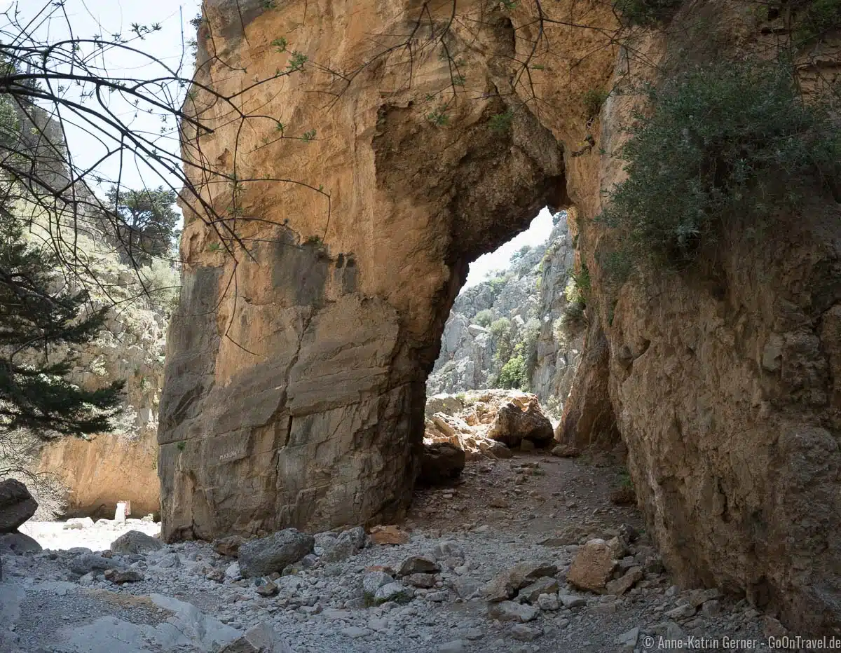 Steinbogen in der Imbros-Schlucht Steinbogen in der Imbros-Schlucht