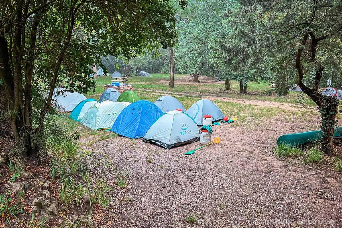Zelte auf dem Lagerplatz