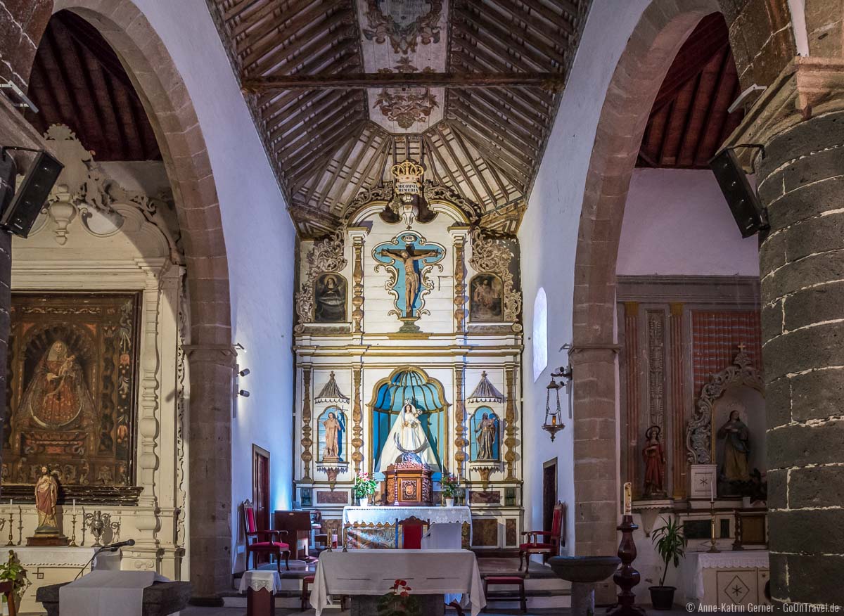 Iglesia de Nuestra Señora de los Remedios in Yaiza