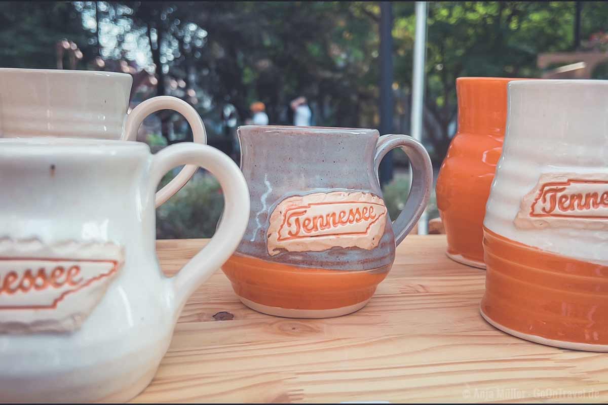 Diese tollen Tassen gibt es ebenfalls nur auf dem Farmers Market in Knoxville