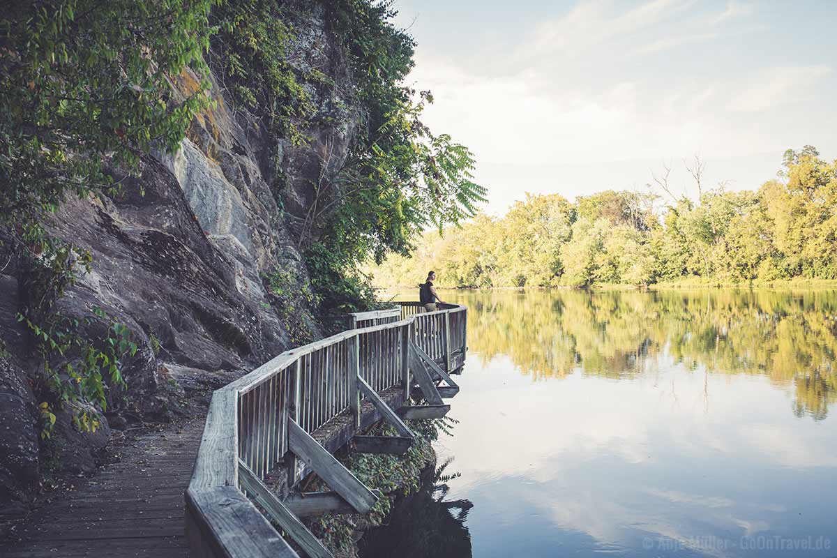 Boardwalk direkt am Tennessee River