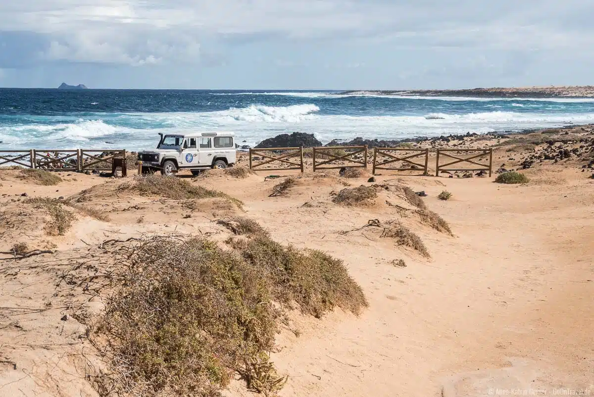 Mit dem Geländerwagen La Graciosa erkunden Mit dem Geländerwagen La Graciosa erkunden
