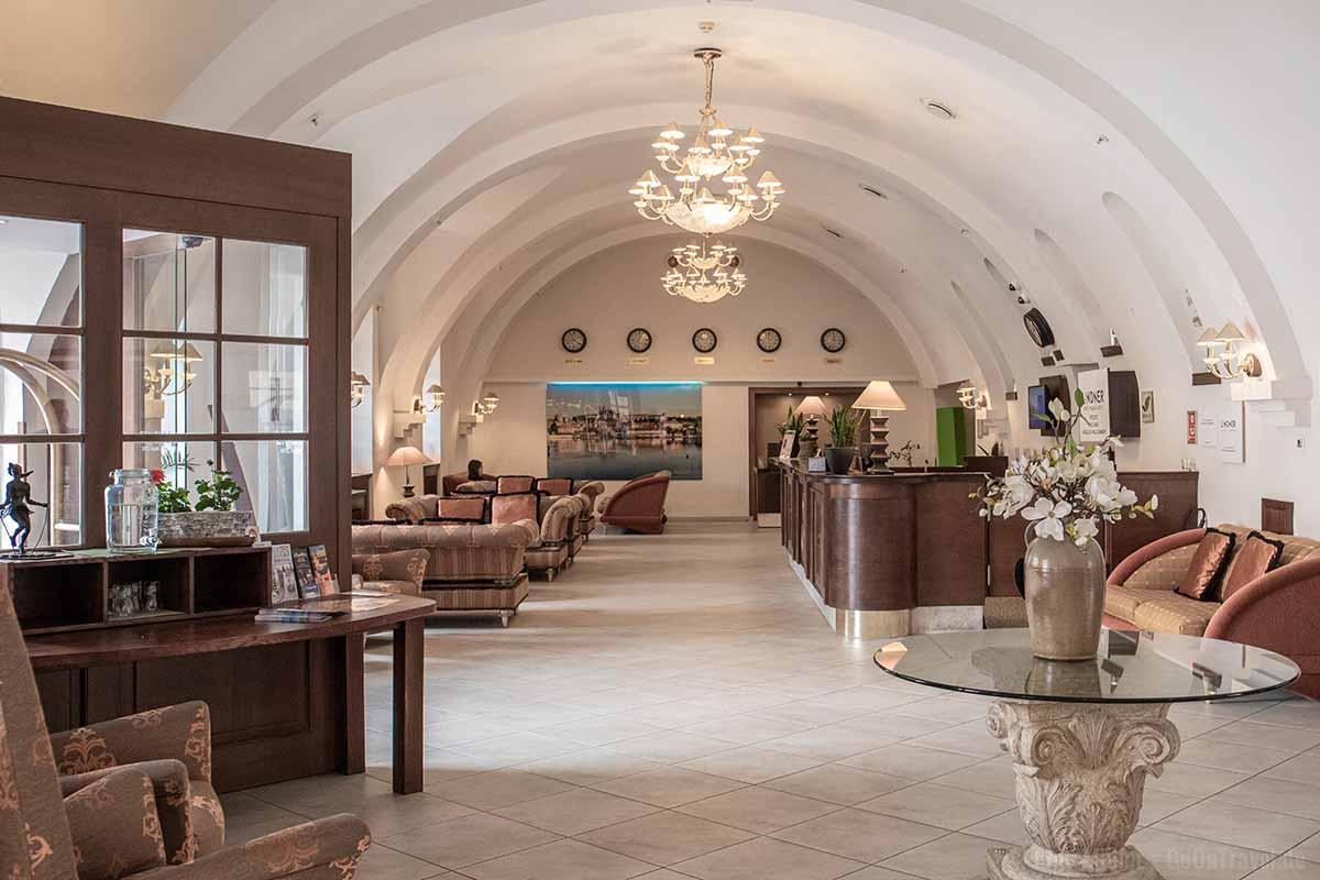 Hotel Tipp Prag: Foyer vom Lindner Hotel Prague Castle