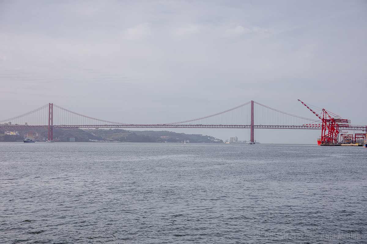 Ponte 25 de Abril vom Tejo aus Ponte 25 de Abril vom Tejo aus