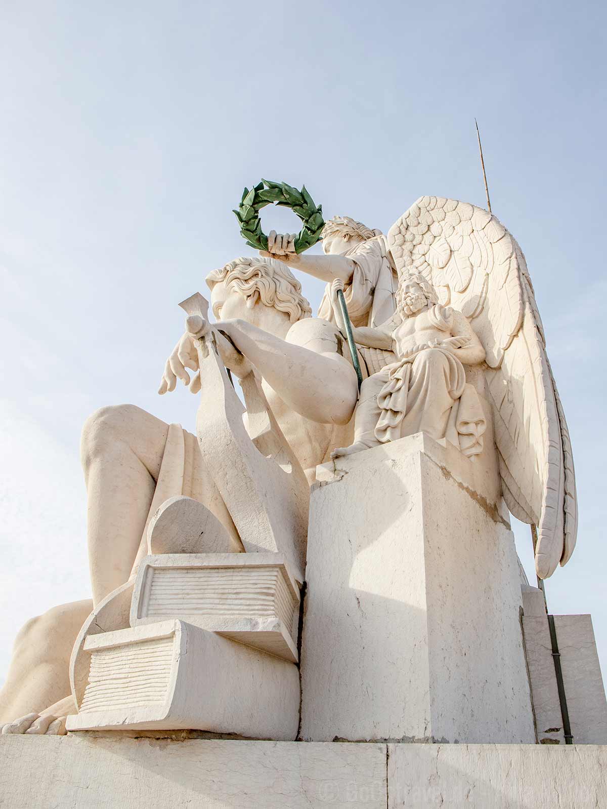Auf dem Triumphbogen Auf dem Triumphbogen