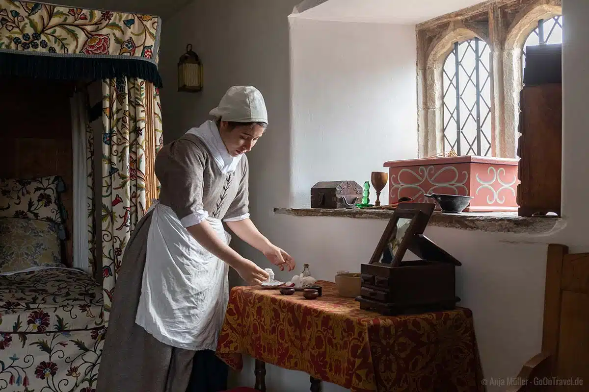 Kindermädchen im Llancaiach Fawr Manor Kindermädchen im Llancaiach Fawr Manor