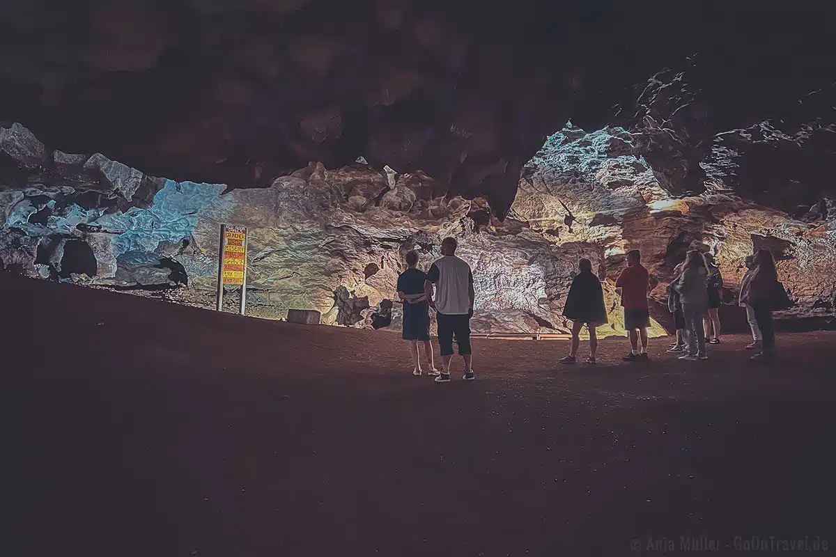 Geführte Tour durch die Tropfsteinhöhle Geführte Tour durch die Tropfsteinhöhle