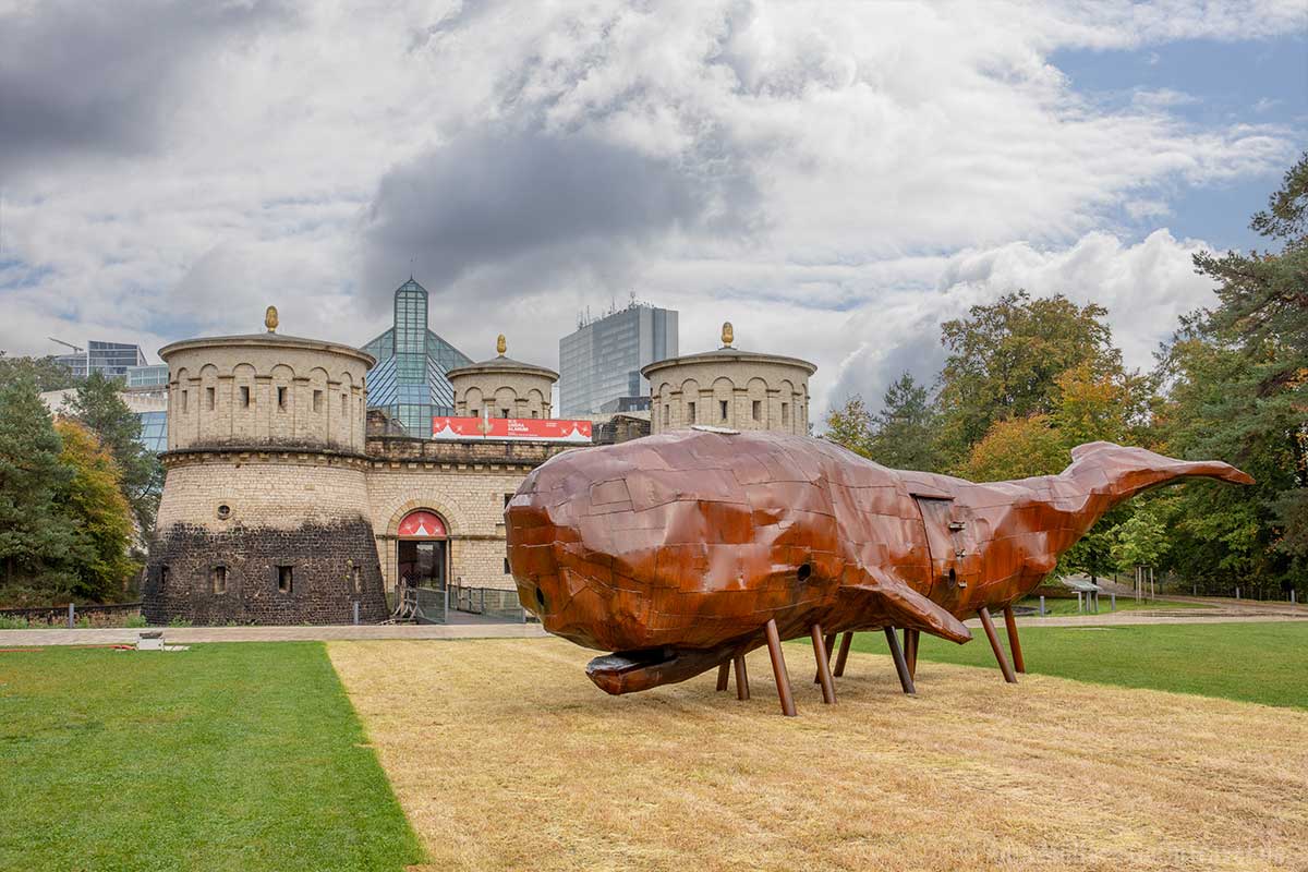 Fort Thüngen mit dem dahinter liegenden Museum MUDAM